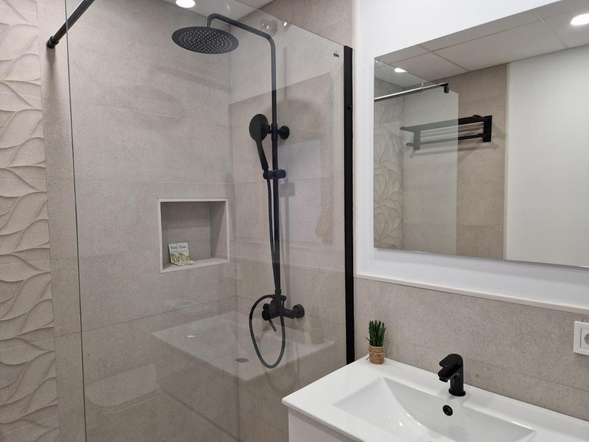 Pavone Apartments Malaga Exterior photo